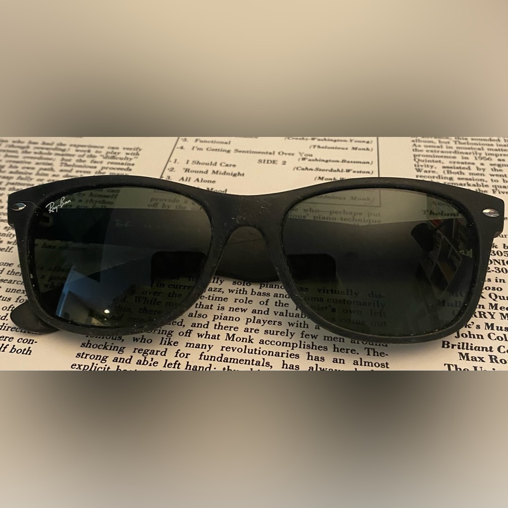 RB2132 New Wayfarer Classic Black Matte Unisex